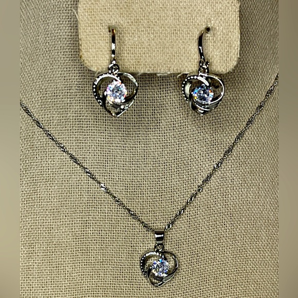 Jewelry - 925 sterling silvered spiral heart and dangle earrings set